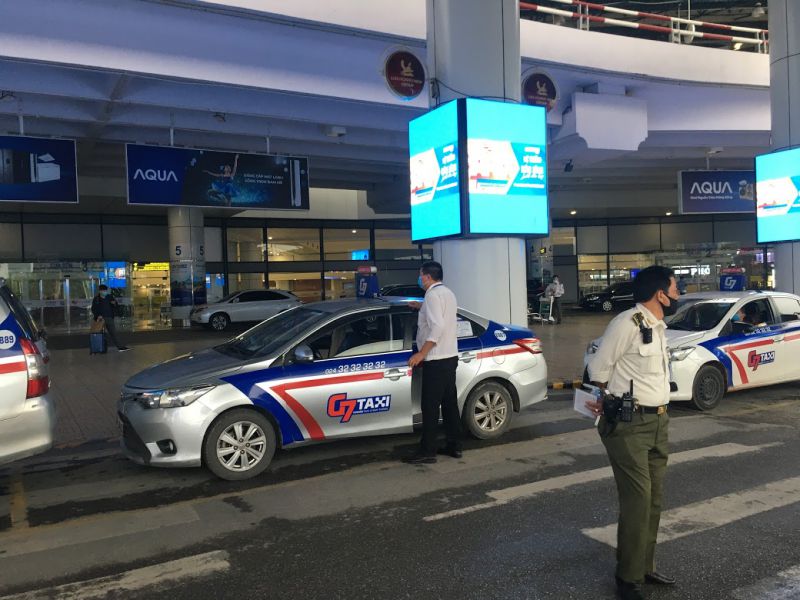 Đặt xe taxi sân bay Nội Bài giá rẻ - Dịch vụ đưa đón tiện lợi và an toàn