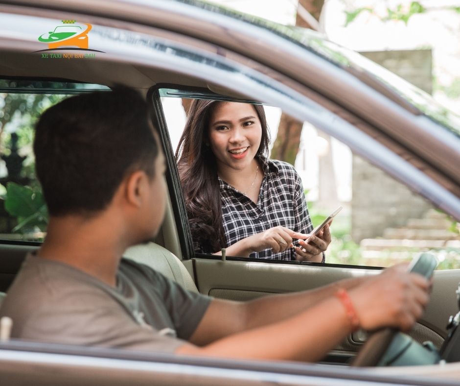 xe taxi sân bay về miền trung